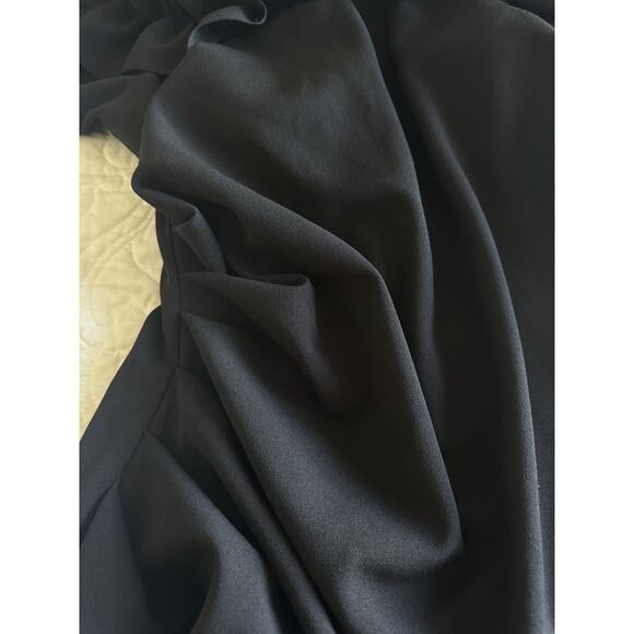 NWOT Xscape Ruffled Off-the-Shoulder Short Sleeve Crepe Sheath Gown – Size 18 - Picture 12 of 16